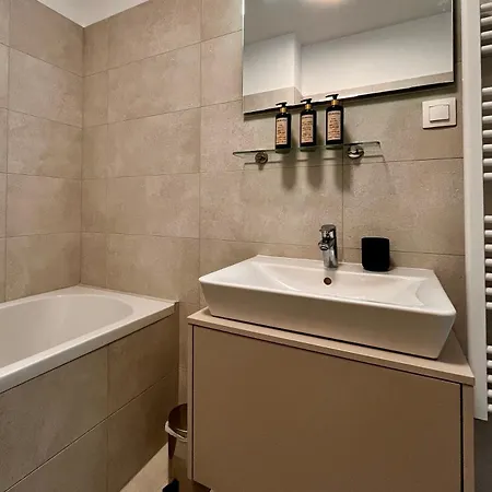 Diana Apartment